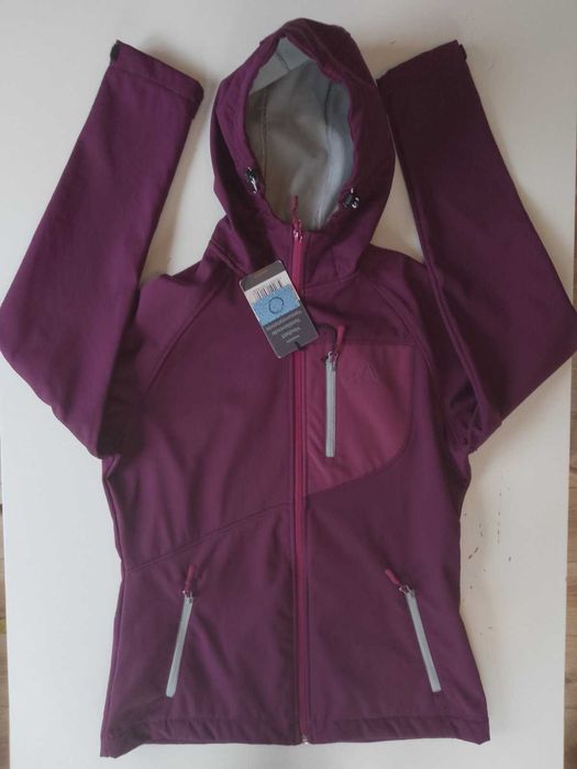 Оригинално софшел туристическо яке