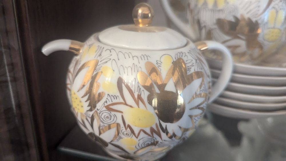 Продам чайный сервиз