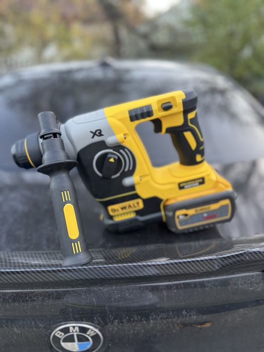 Bormasina Rotopercutor ciocan electric  sds plus brushless dewalt