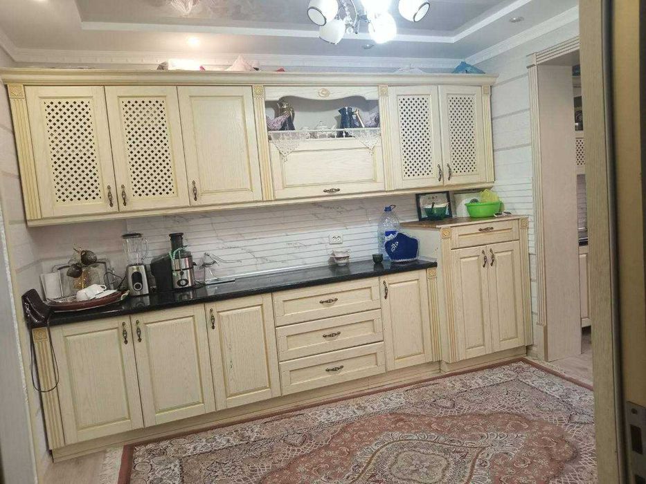 Чиланзар Ц, 3/2/4, 90м2, банковская кирпич