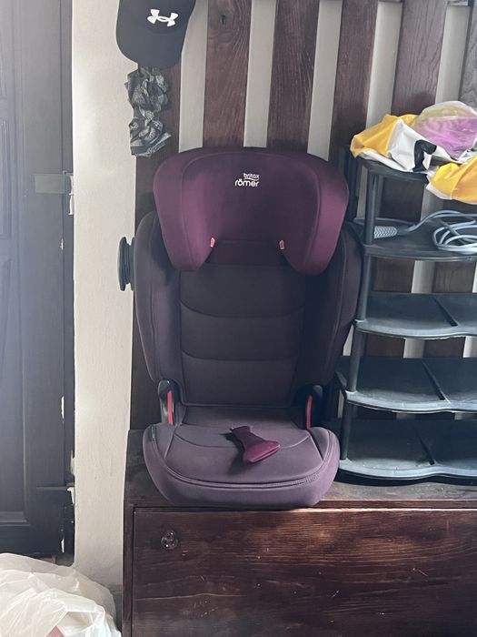 Scaun copil isofix britax 9-36 kg