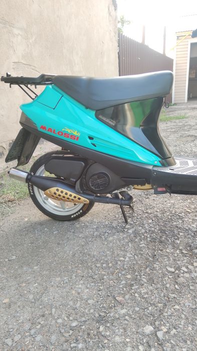 Suzuki address v100