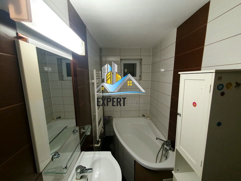 Apartament  2 camere zonă centrală