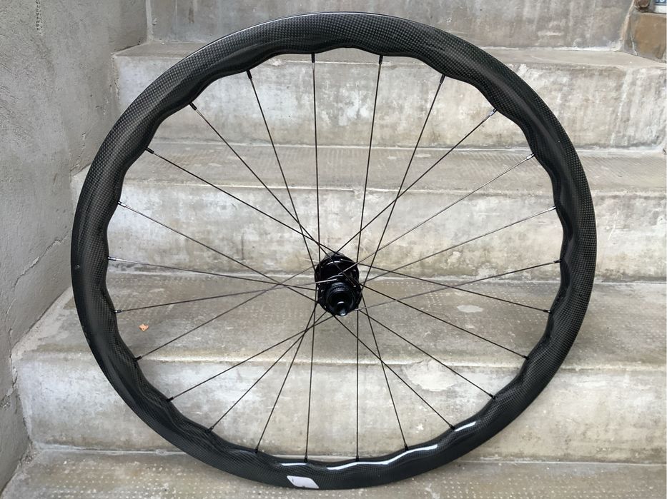 Roti carbon wave disc centerlock road cyclocross gravel mtb