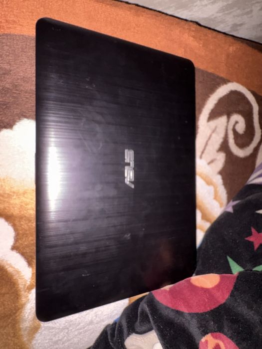 Vand trotineta electrica urgt,trotineta vine la pachet cu laptop asus!