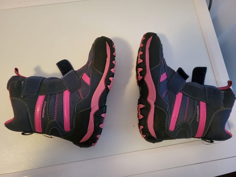 Ghete munte dama  geox nr 35 noi impermeabile