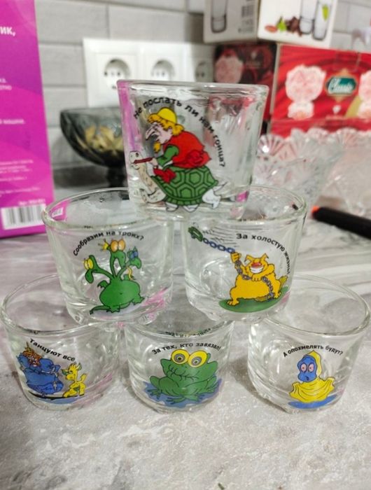 Продам рюмки в хорошем состояние