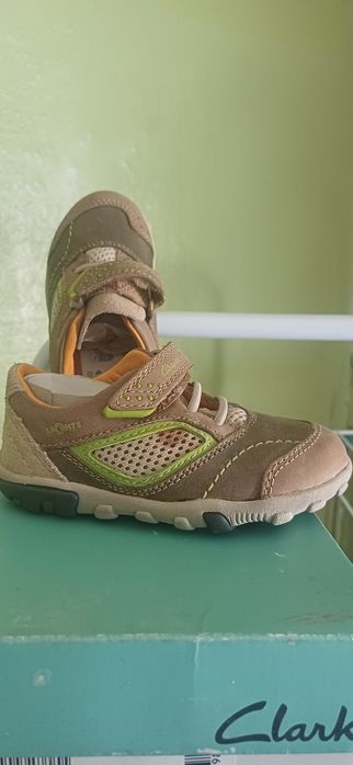 Обувки и маратонки CLARKS