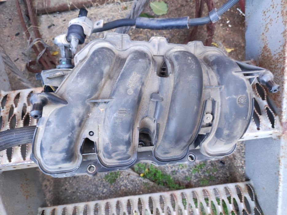 Всмукателен колектор  за Пежо-207,1.4,16V-95 к.с.