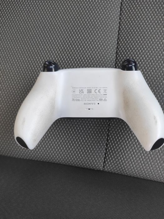 PlayStation 5 джойстик