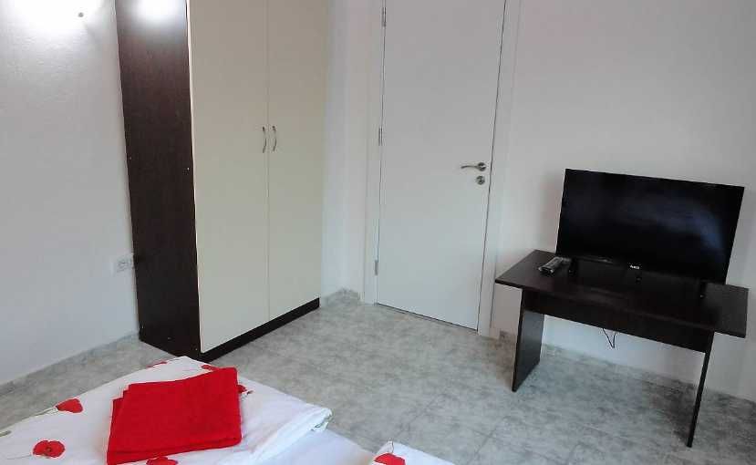 Дава се под наем Двустаен апартамент в Бургас, Крайморие - 70 кв.м за 180 € - Снимка #5