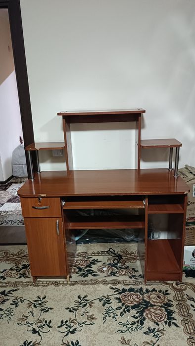 Для компьютерный стол