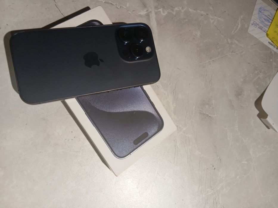 Iphone 15 pro 256гб