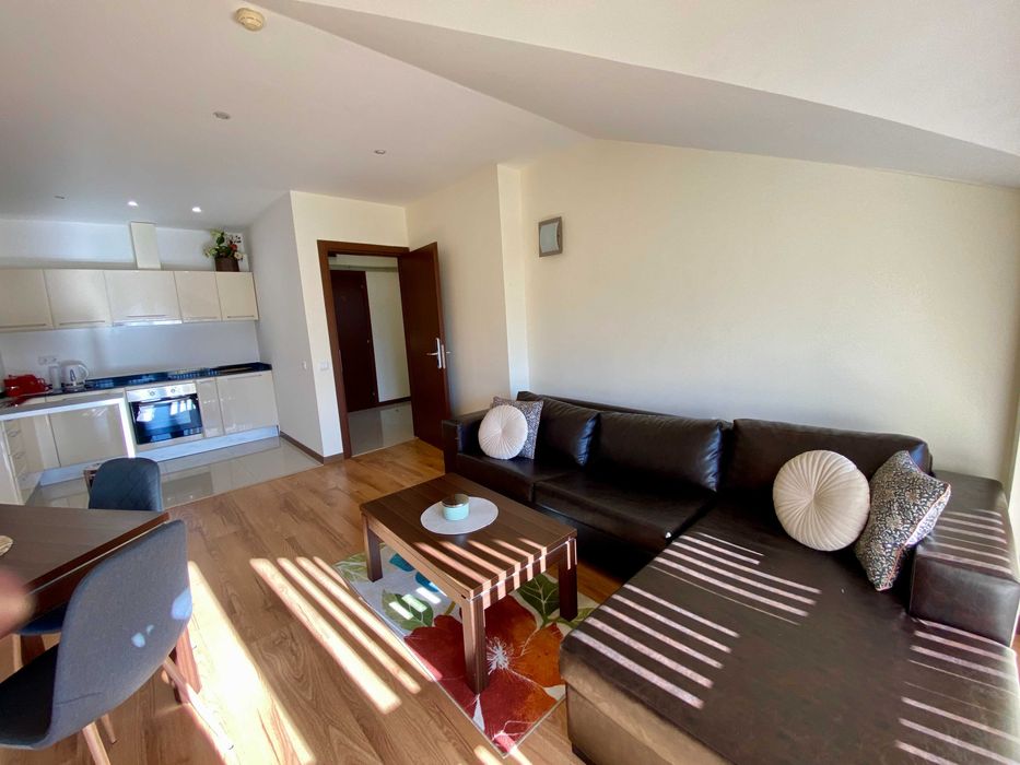 Продава се Тристаен апартамент в Банско - 85 кв.м за 942 €/кв.м - Снимка #1