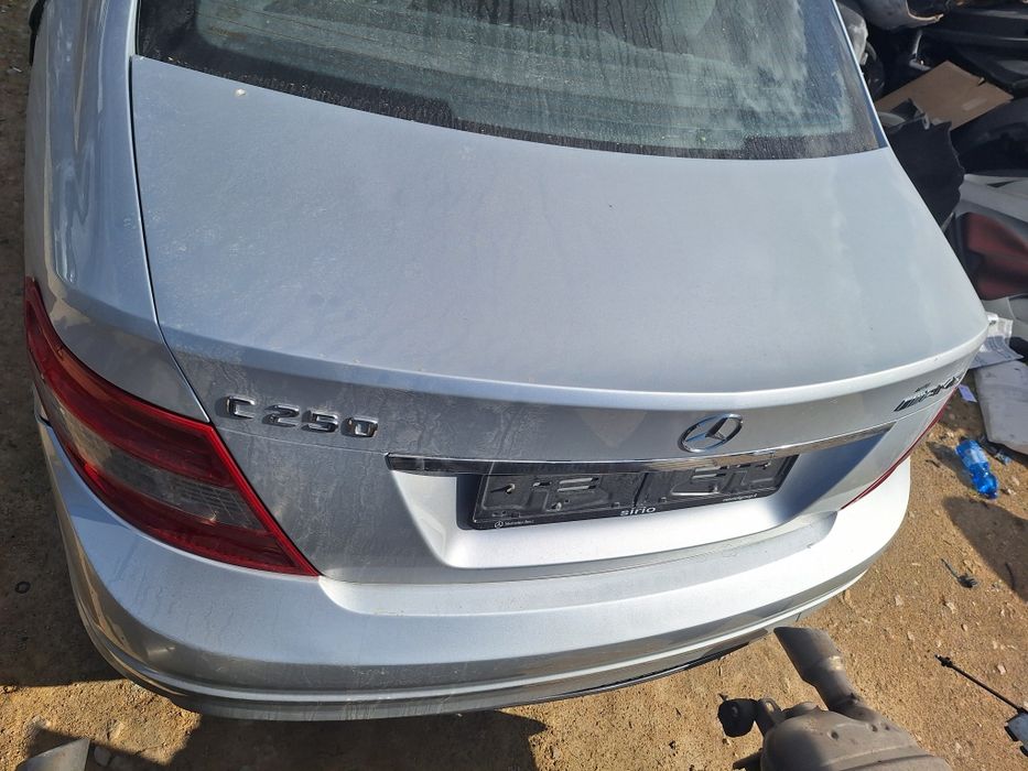 Врата багажник Mercedes C-class W204 Avantgarde /Мерцедес Ц класа 2008