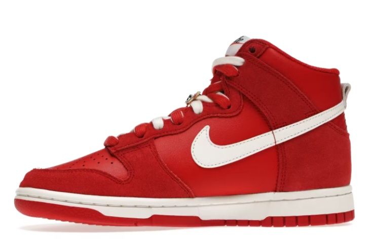Nike Dunk High,First Use Red