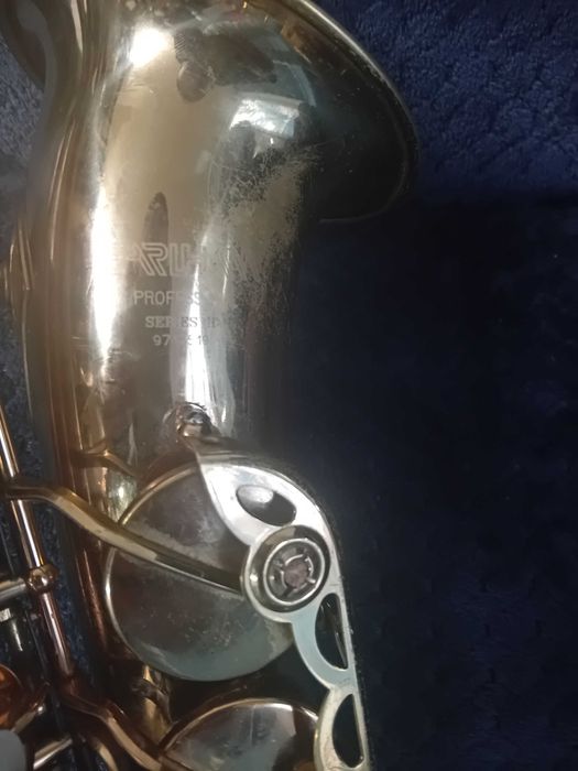 Алт саксофон бартер за Сол кларинет