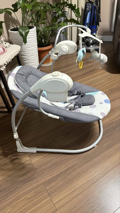 Детский шезлонг/электрокачеля