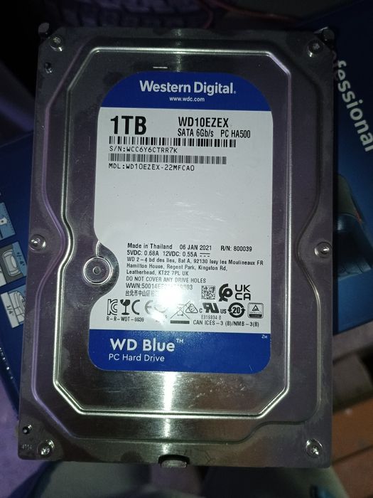 Продам жёсткий диск  2тб и 1тб.