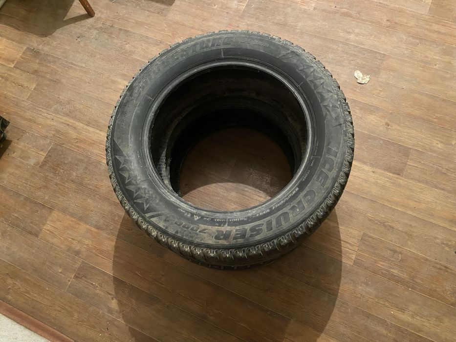 Продается покрышка 17/225/60