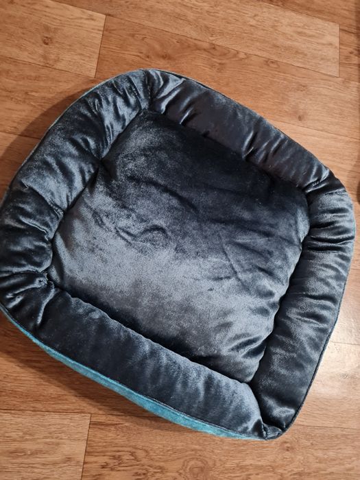 лежанки и когтеточки