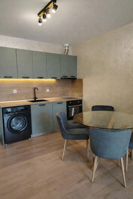 Дава се под наем Тристаен апартамент в София, Гео Милев - 80 кв.м за 867.51 € - Снимка #1