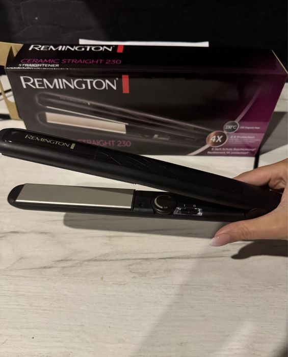 Преса за коса Remington Straight Slim 230 – керамична