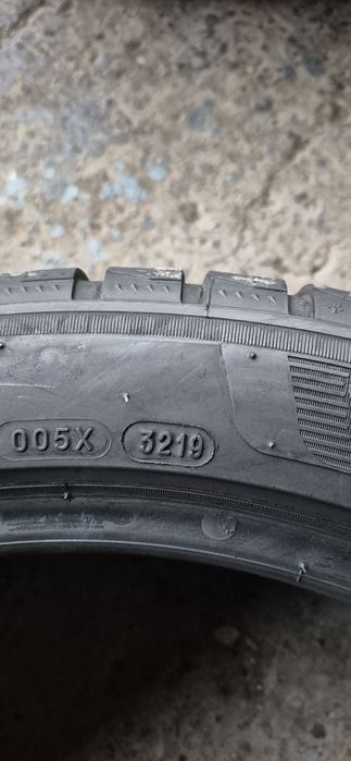 4 anvelope iarna Michelin 275/40/21.Pretul este pe bucata.