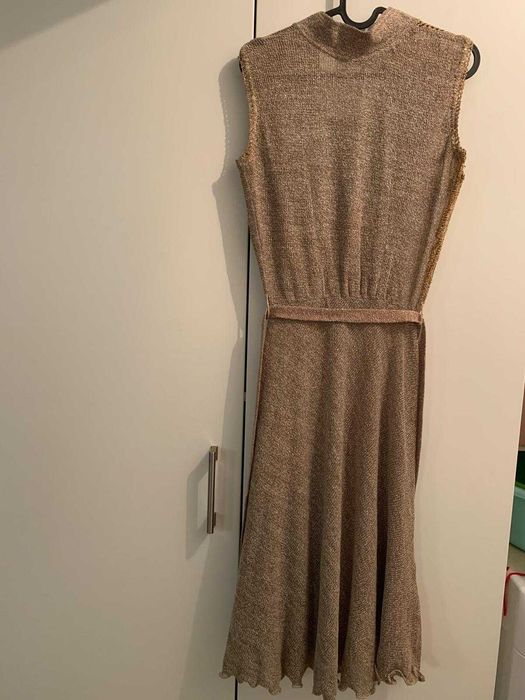 Rochie eleganta bej auriu, marime S (made in Romania)