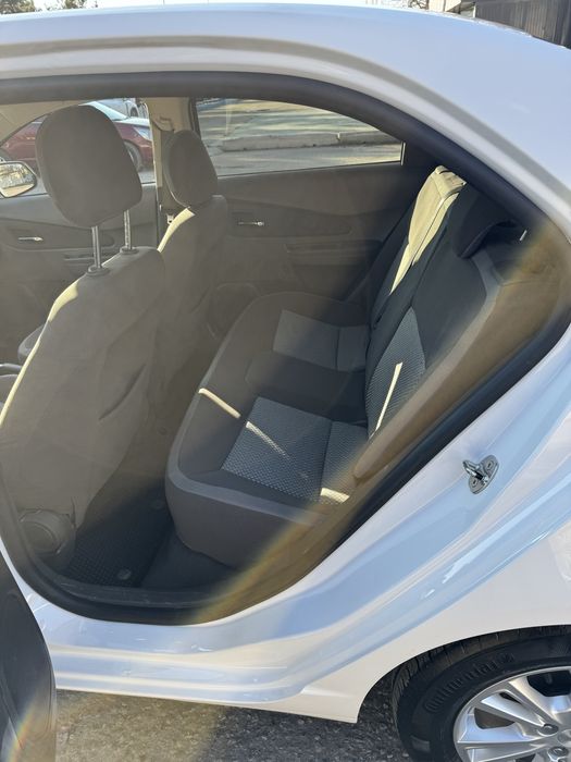 Chevrolet Cobalt 2024 — 7