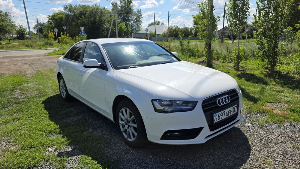 Audi A4 1.8 tfsi 2012г