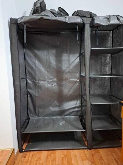 Текстилен гардероб от Юск