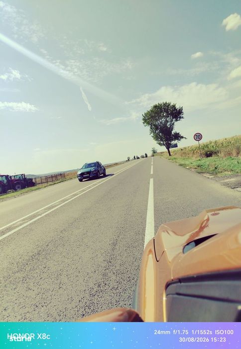 Teren pătrat 1500 mp, la 100 m de DN 28, după Letcani