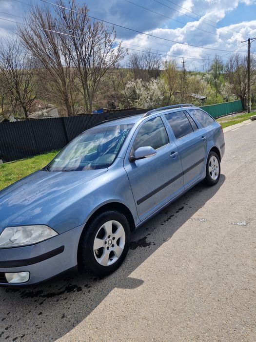Vând skoda octavia  2