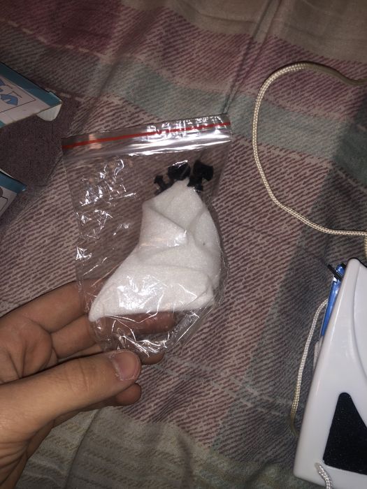 Уред за почистване на прозорци и от двете страни