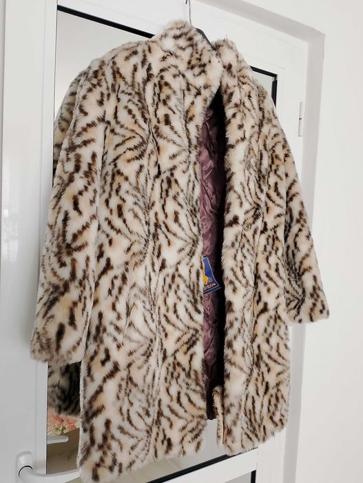 Дамско палто ново