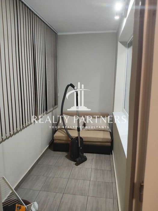 Двустаен апартамент в кв. Изток, гр. Перник