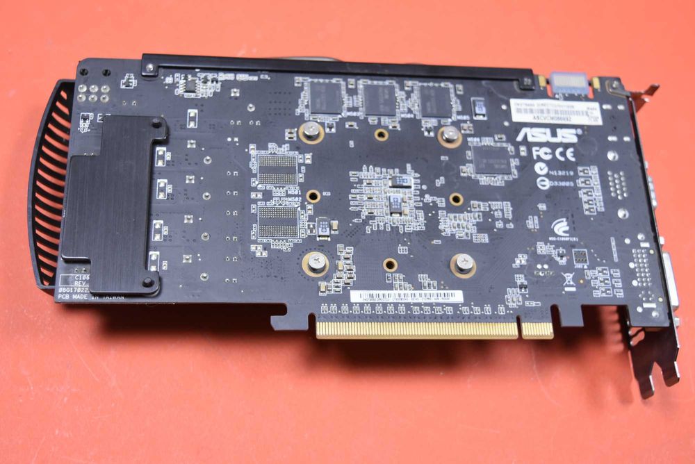 Видео карта Asus GTS 450 1 GB HDMI DVI VGA - работи перфектно