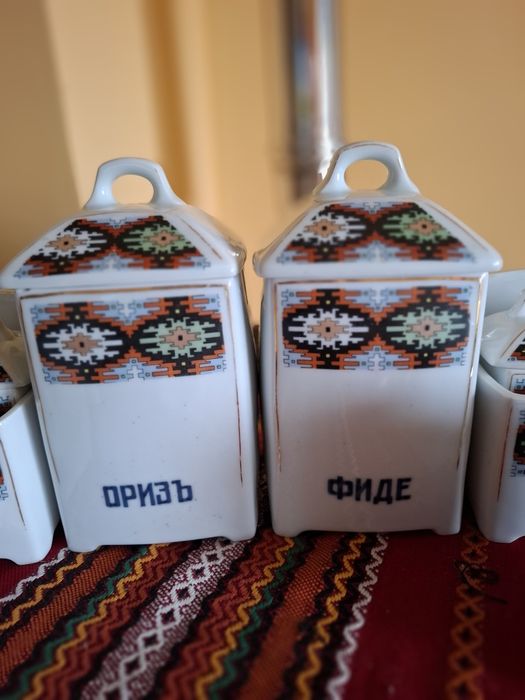 Сервиз за подправки