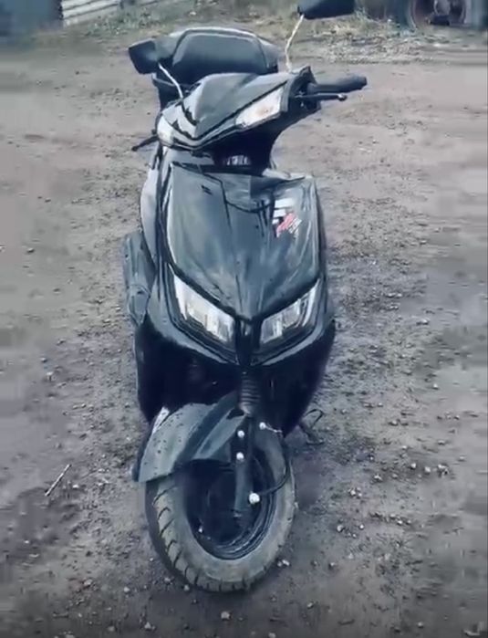 Продам М8 в идеальном состояний