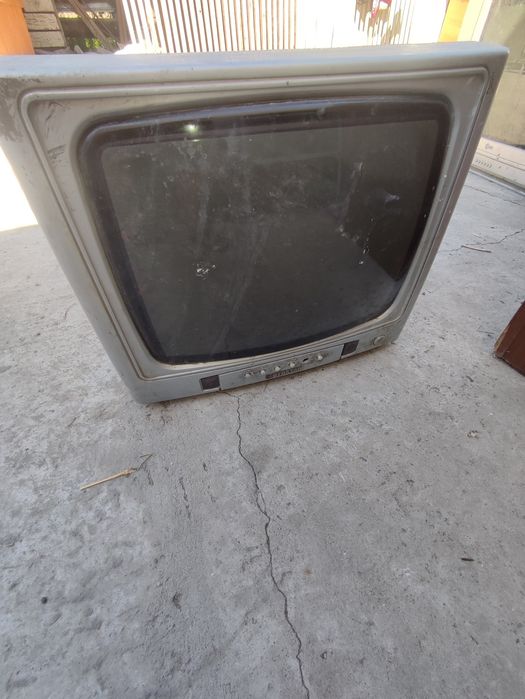 Продам телевизоры нерабочие.