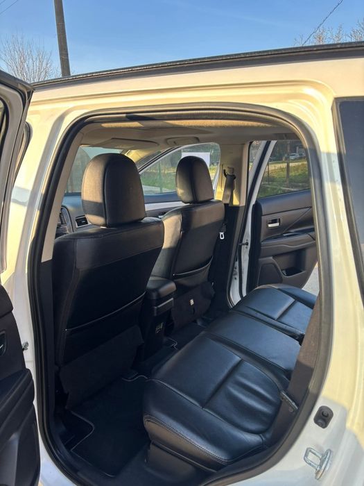 Продавам Mitsubishi