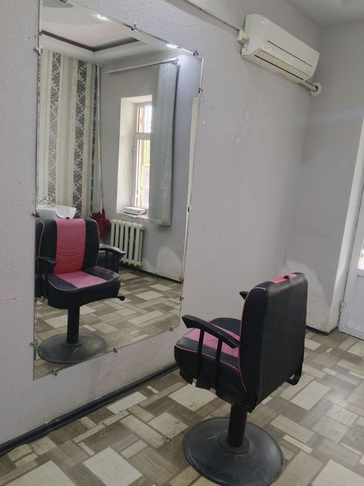 Go'zallik saloni ijaraga beriladi.