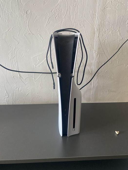 Продаю пс5 слим