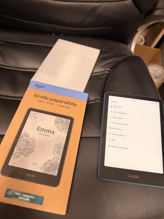 Kindle paperwhite 12th gen 7” jade 16gb noua sigilata