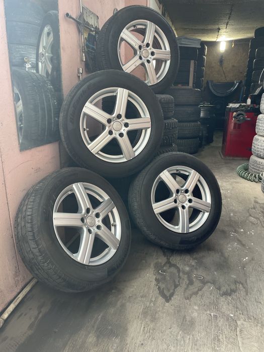 Диски с резиной на японца 16