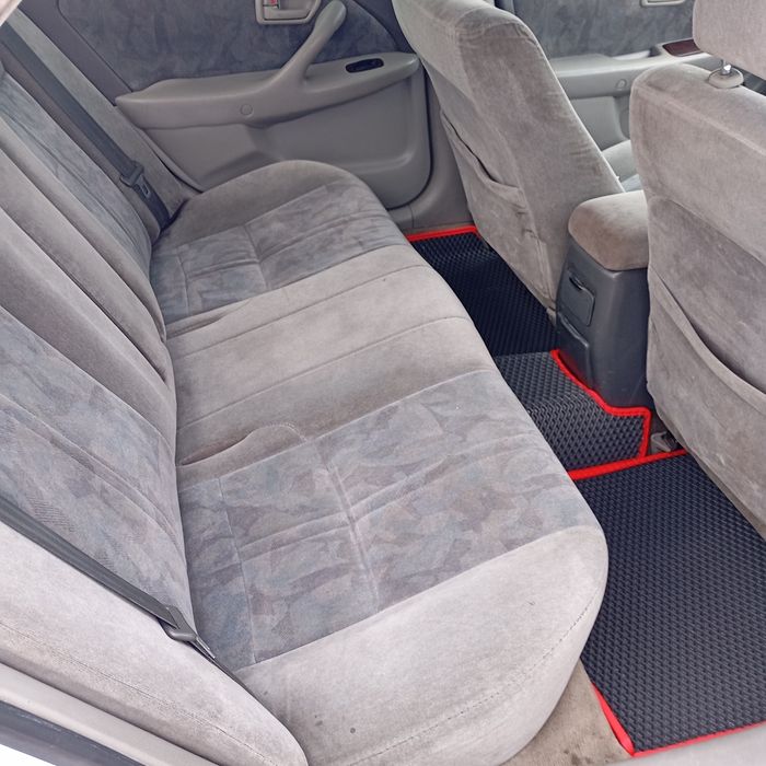 Тайота камрй грация