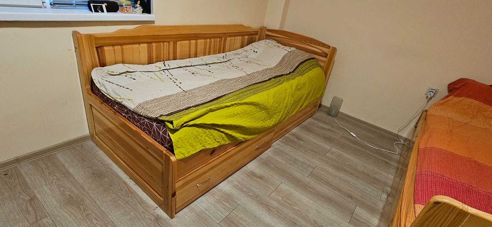 2 бр. легла с матраци 90/200