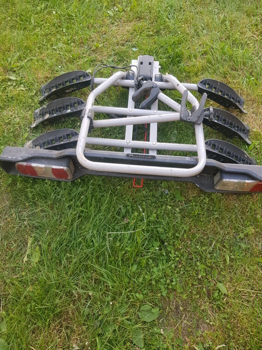 Suport  pe cuiul de tractare 3 biciclete Peruzzo Siena