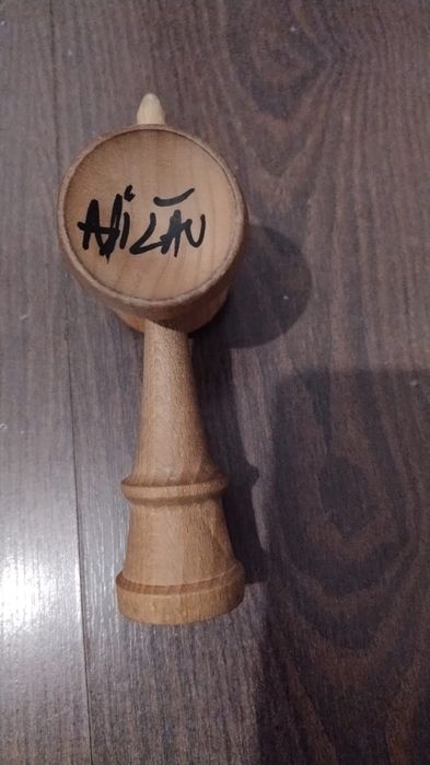 Ken kendama Sweets semnat XRemus